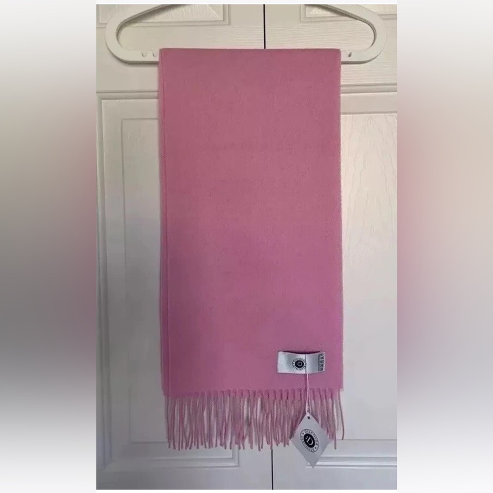 100% Lambswool Scarf Plain Fringed Cinderella Pink Lightweight 66” NWT Discover